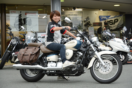 おすすめの一台を店舗スタッフがご紹介「DS250」編 - Yamaha Motor Life｜ヤマハ発動機株式会社
