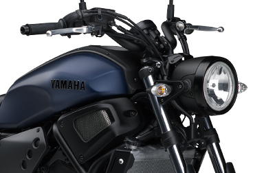 XSR700