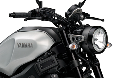 XSR900
