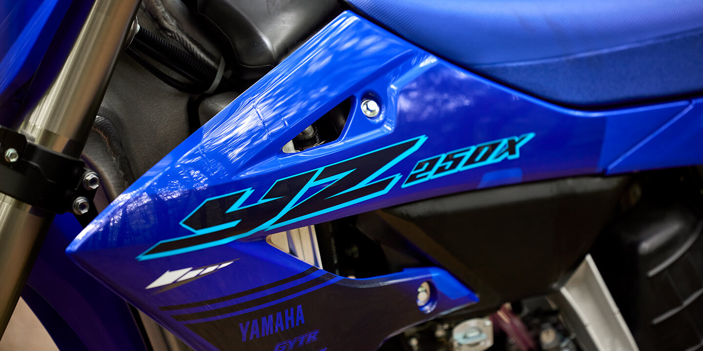 YZ250X