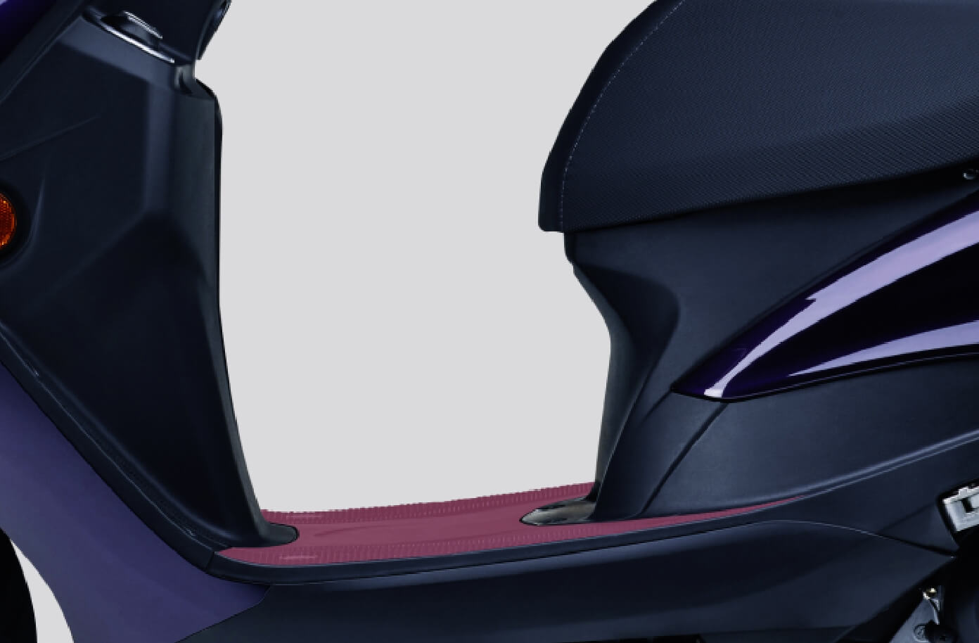 広くてフラットなステップボード