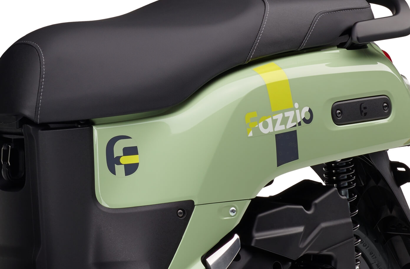 「F」とシンボルの楕円をイメージしたロゴタイプ