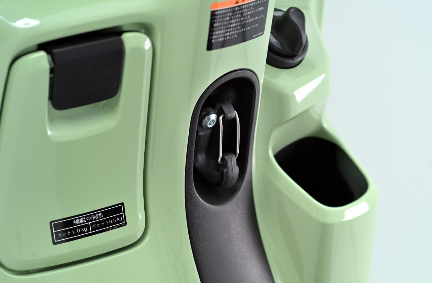 カラビナ型フック(前)