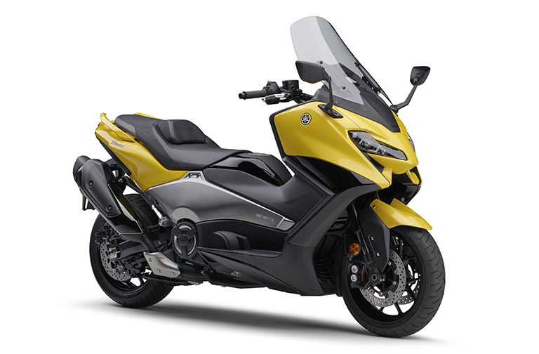 TMAX560