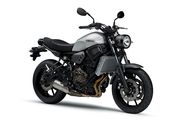 XSR700