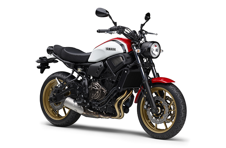 XSR700