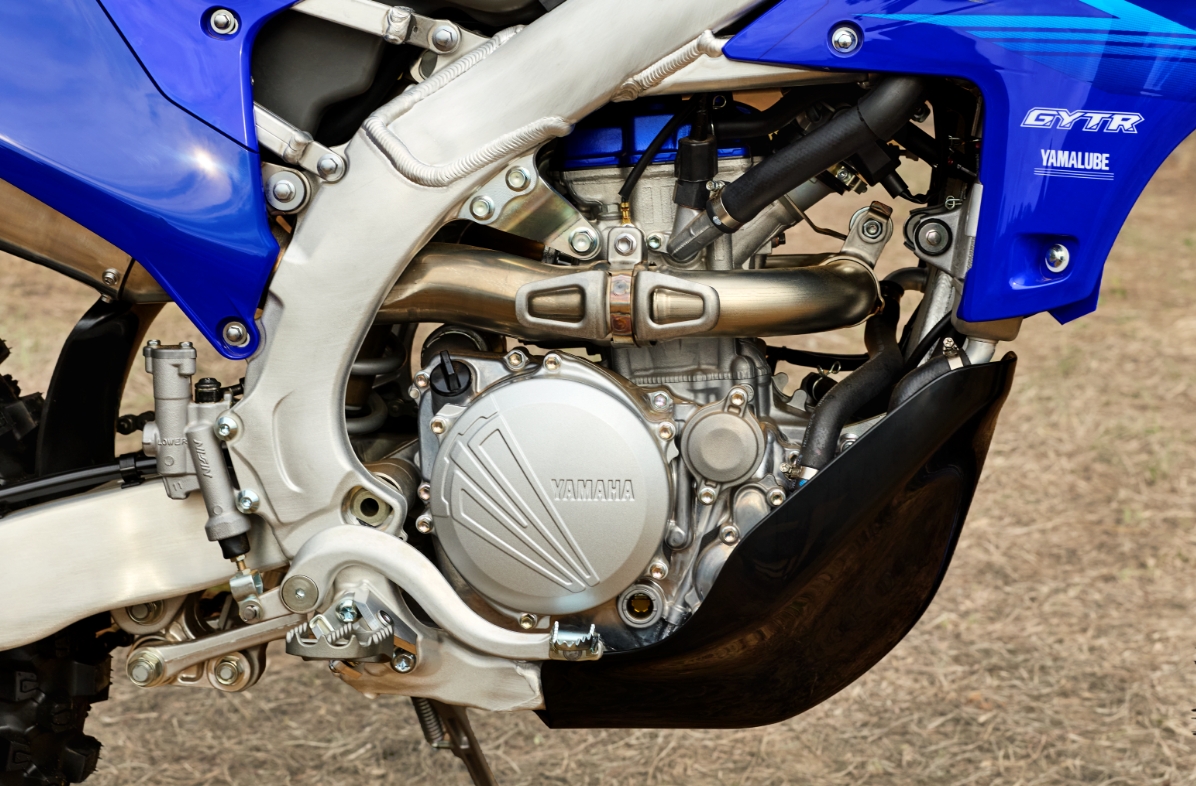 特長紹介：YZ250FX - バイク・スクーター | ヤマハ発動機