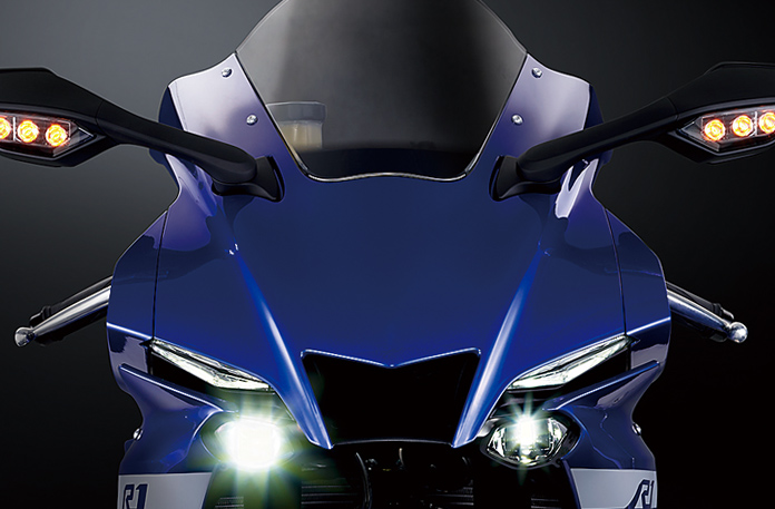 照射特性を最適化した軽量コンパクトな新型LEDデュアルヘッドランプと新デザインのポジションランプ