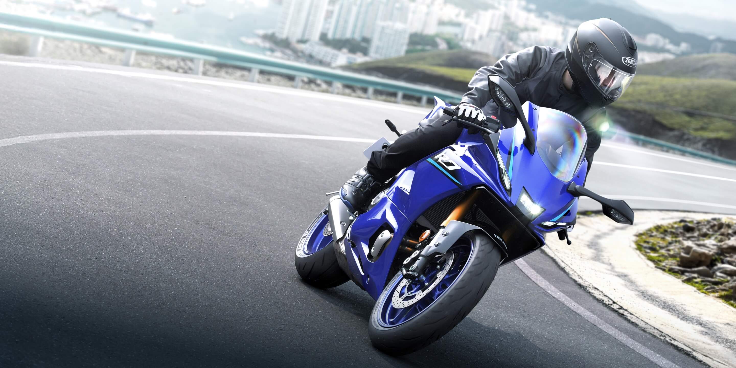 コンパクトながら風を操るエアロデバイス