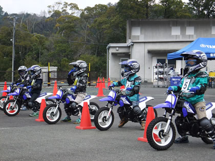 ２０１５年親子バイク教室・スタートコース初回始まりました！