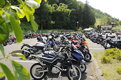 会場には女性ライダーはもちろん総勢約130人のバイクファンが来場しました