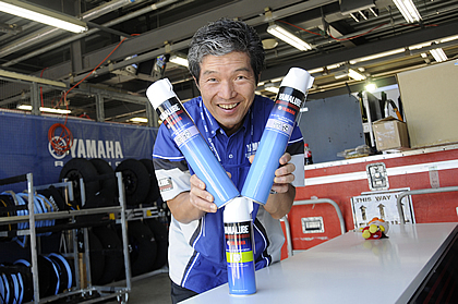 YAMALUBE RACING TEAMの難波監督が最優秀工夫da「Y」賞！