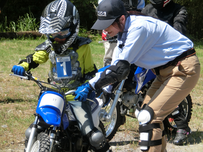 未来のモトクロスライダーここにあり？！親子でオフロード体験！親子バイク教室