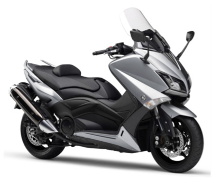 【新色マットシルバー】 2016年モデルのTMAX530