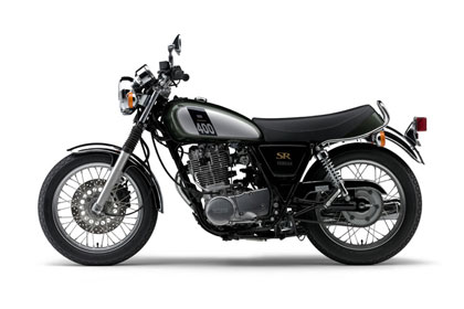 SR400／ダークグレーイッシュリーフグリーンメタリック1(新色/リーフグリーン）