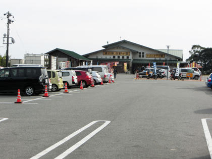 目的地、道の駅「吉野ヶ里」に到着。