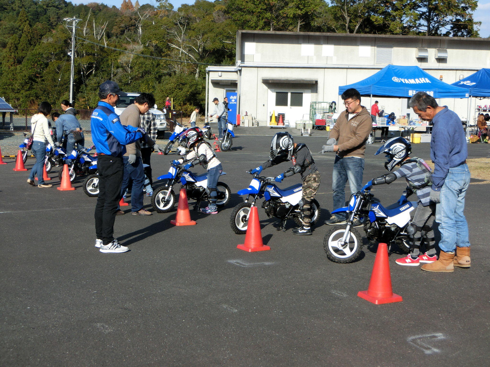 準備ができたら、バイクの基本的な乗り方から学ぼう！