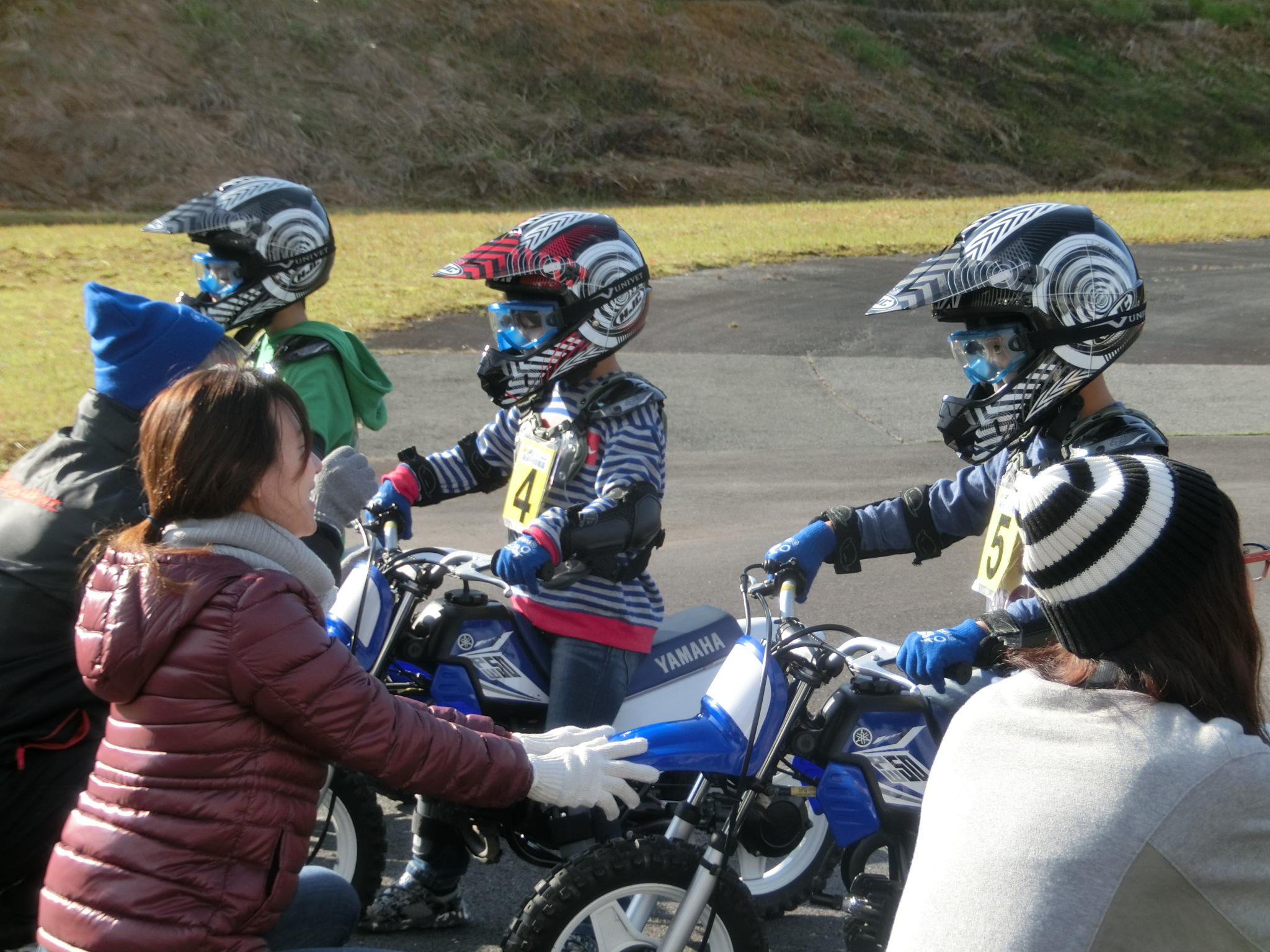 まずはバイクの基本的な操作方法を復習するよ。