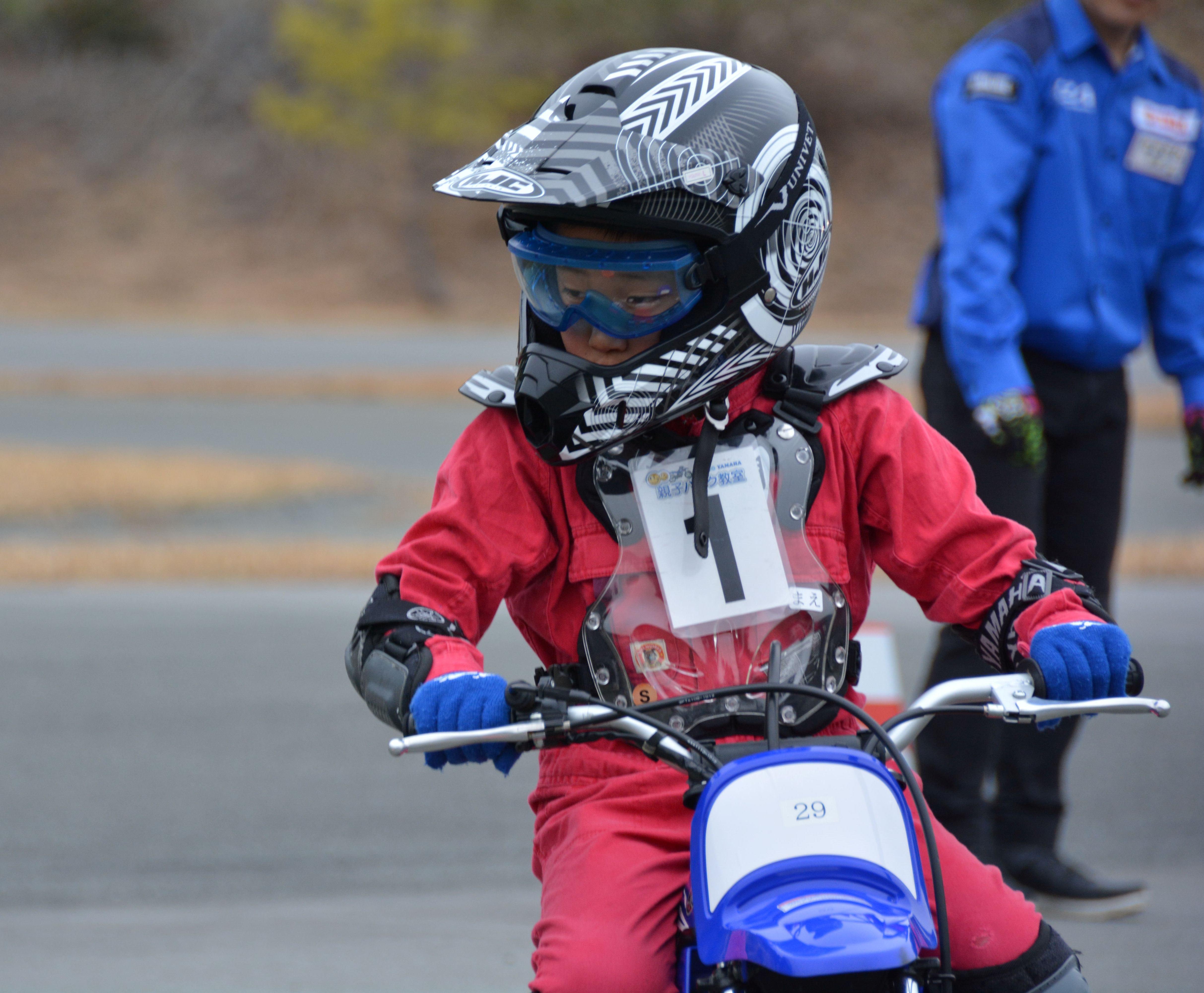 乗りこなす子供達の姿はとてもかっこよく