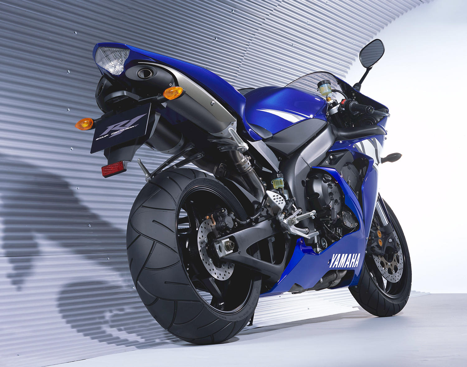 YZF-R1