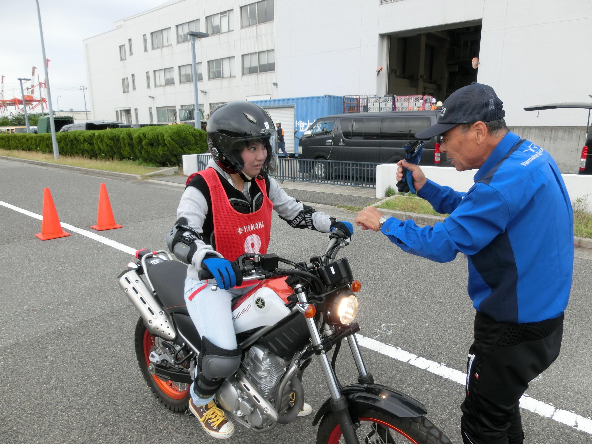 坂道発進が苦手な方必見 前田先生が教える坂道発進の基礎 大人のバイクレッスン 京都 神戸 ヤマハ バイク ブログ ヤマハ発動機株式会社