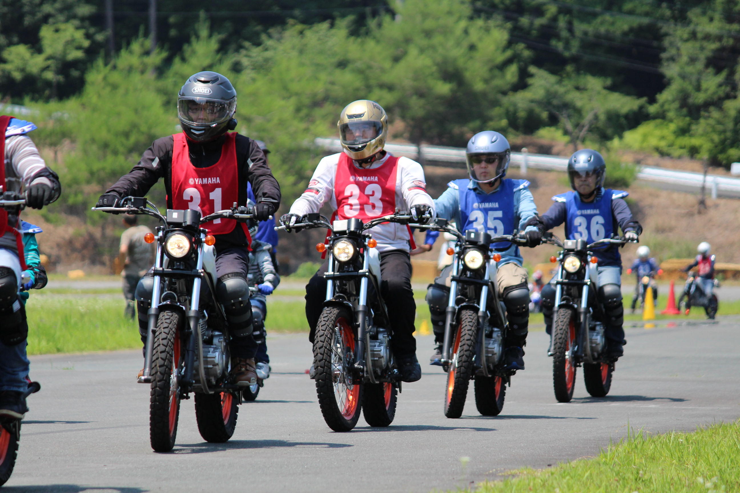 なんと大人も！一緒にバイクで走れちゃう「サーキットコース」なんです♪