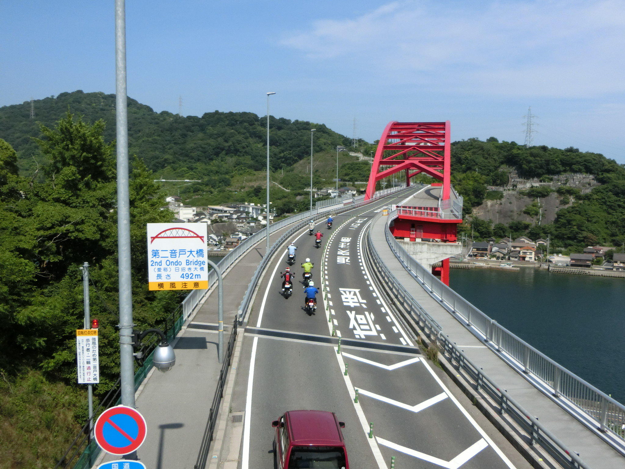 今までバイクって単なる移動手段だと思っていたけど、こんな楽しみ方ができるんだっ！