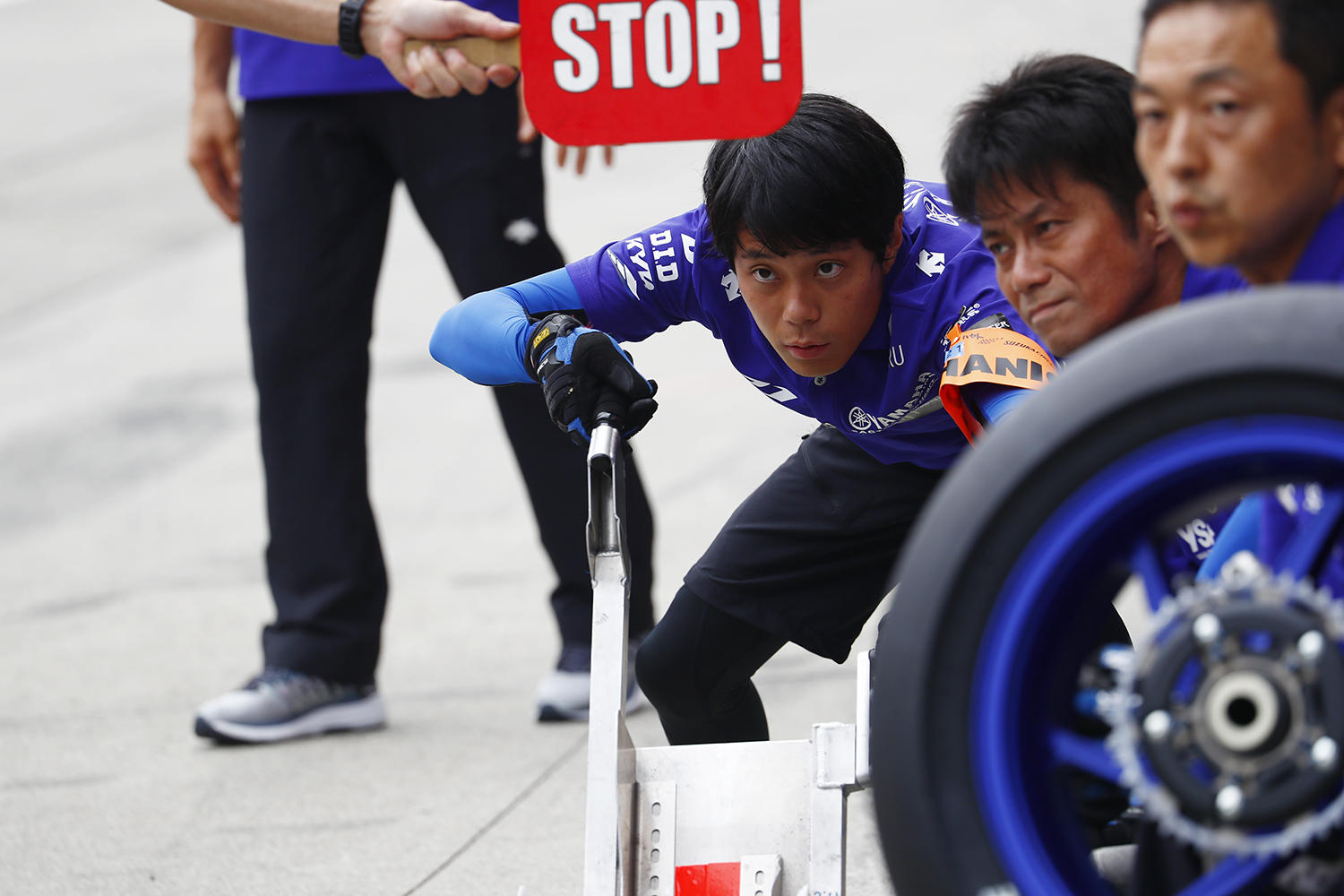 あとは、チームワークが問われるライダー交代も見所です。