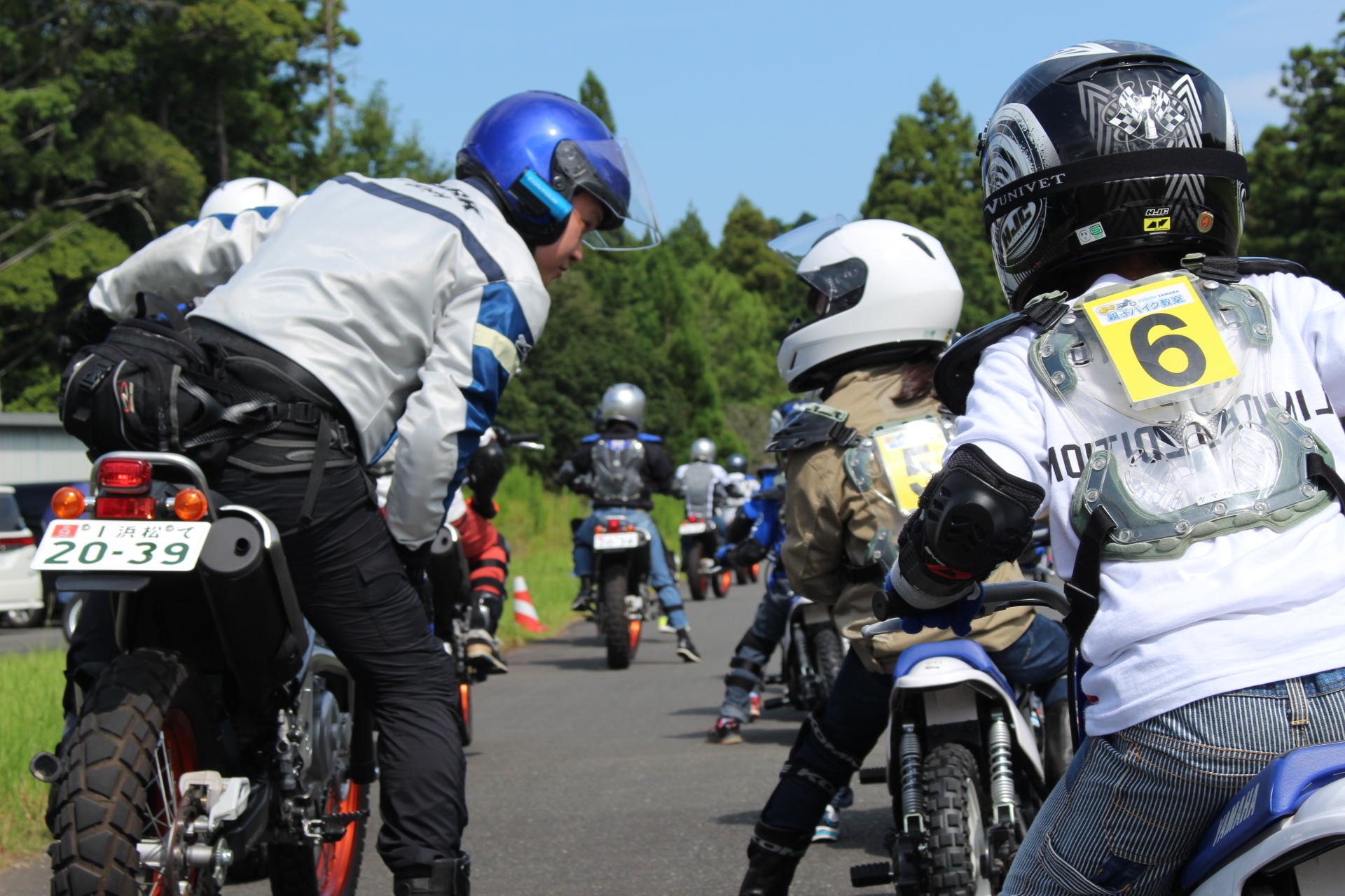 「どう？楽しい？？」なんて親子の会話もあって、親子でのバイク体験に感動しっぱなし！