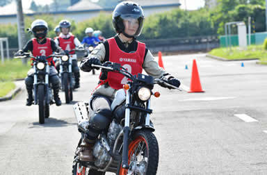お待たせいたしました！2018年度大人のバイクレッスンもスケジュール公開！～初回申込みは２/17開始～