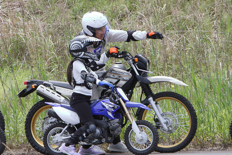 コースは全部で２時間程ですが、時には子供の先生に、時には一緒にバイクを楽しんでいくうちに