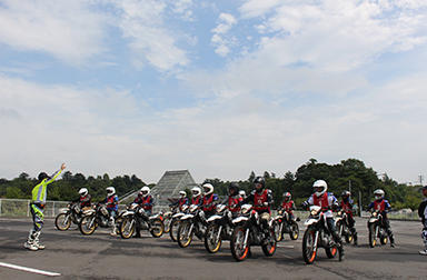 セローはセローのままで　YRAおとなのバイクレッスン清水公園（千葉）オフロード＆トレッキング編