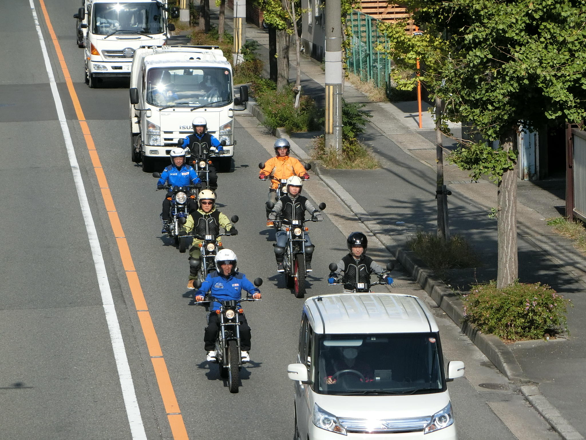 渋滞の中を1時間走るのと 