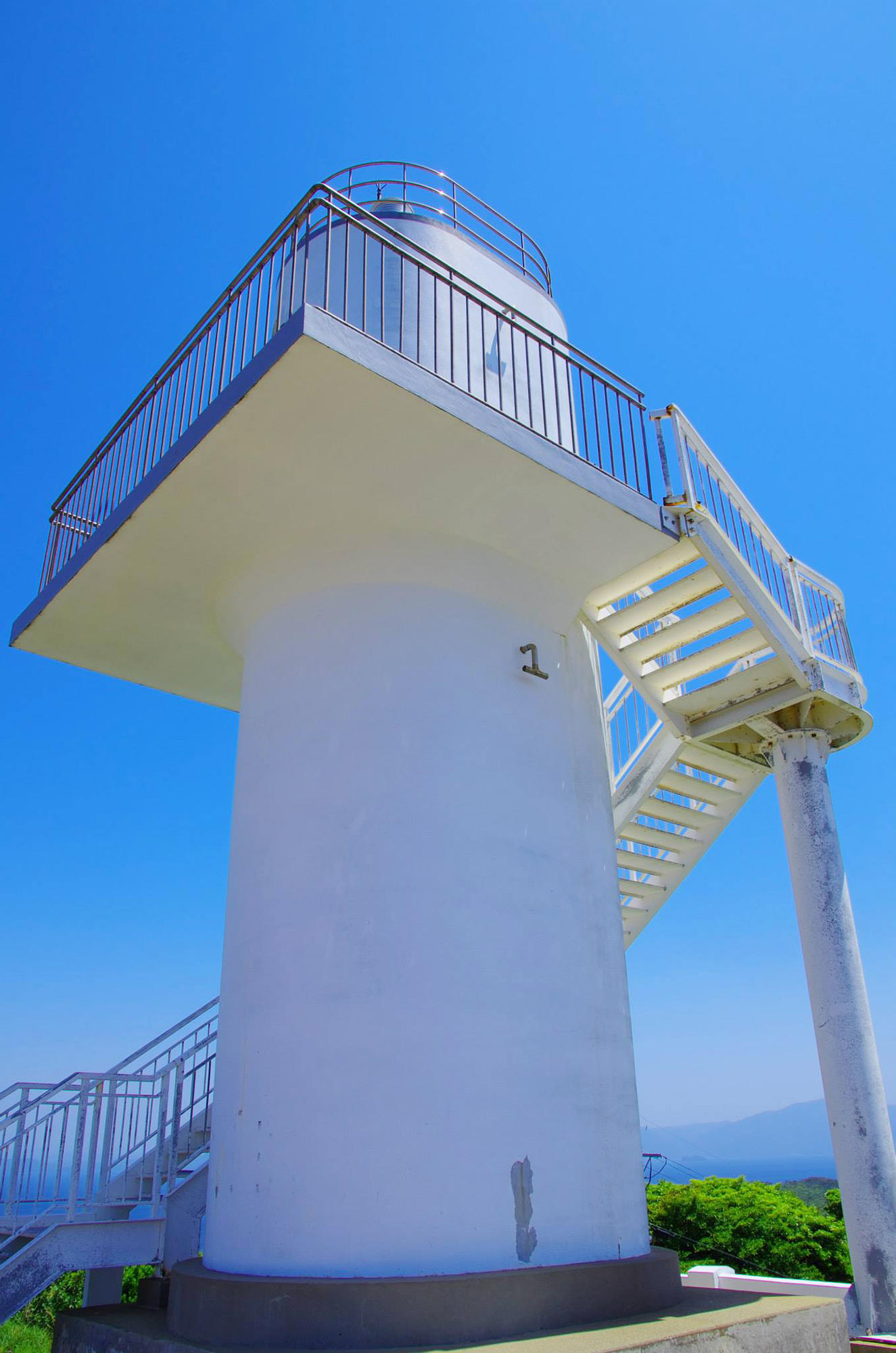 展望所のある灯台は、全国的にも珍しいそうです。