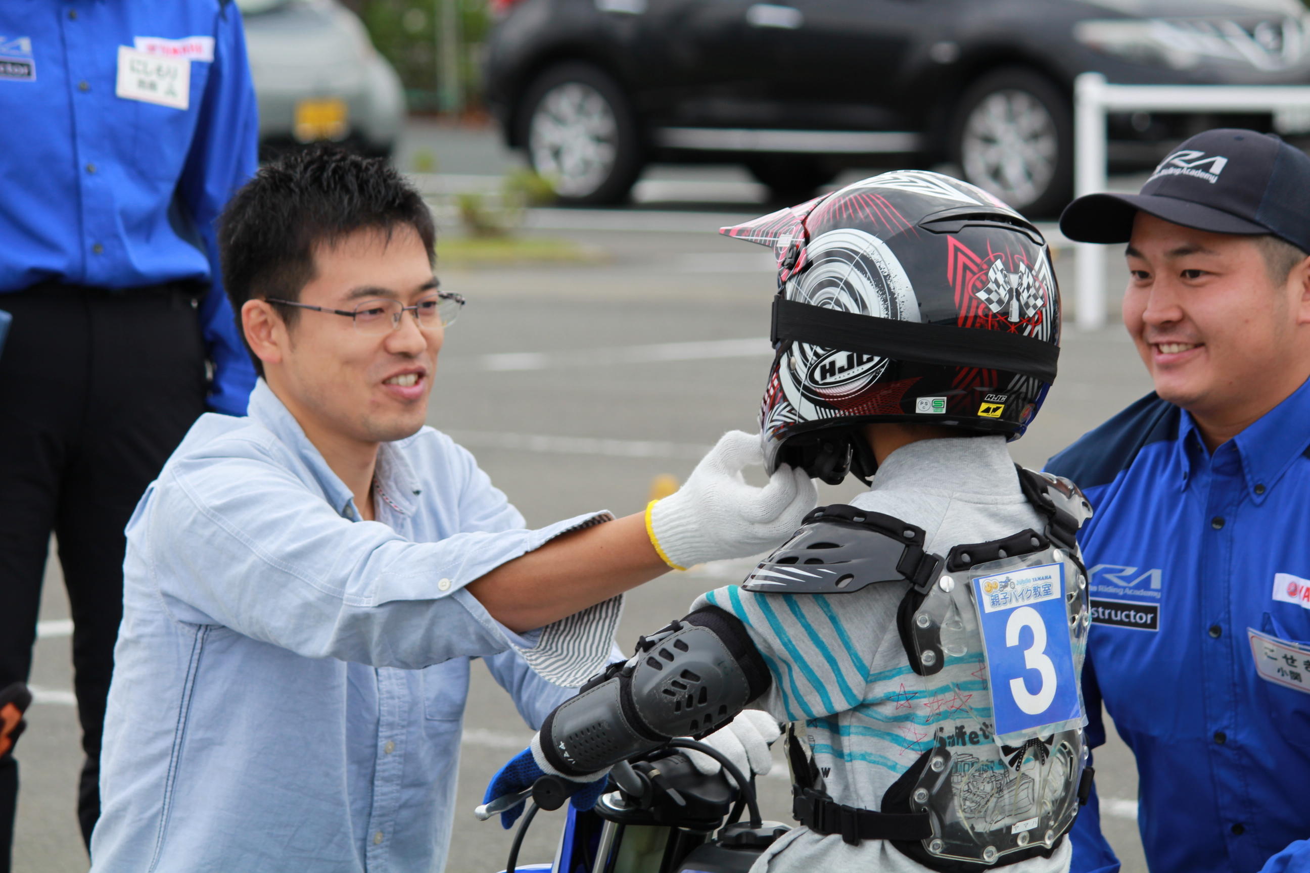 バイク教室って、二輪免許を持つ親しか参加できないんじゃない？