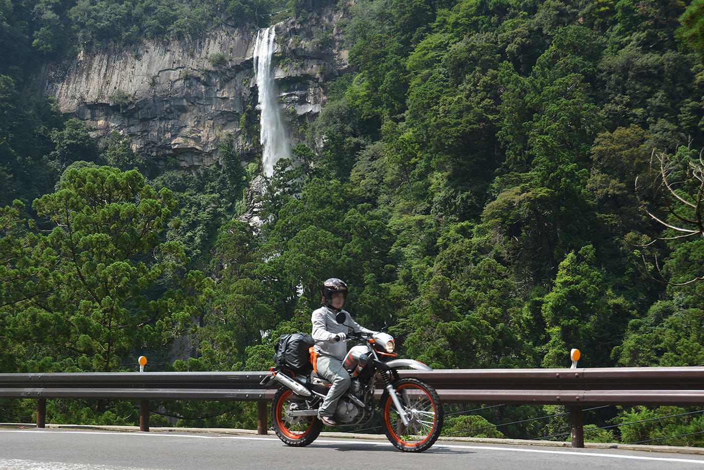 せっかくレッスンを受けて、なんとなく乗れる手応えを覚え始めたのに、バイクを所有していないことでまた乗らなくなり、振り出しに戻る......。