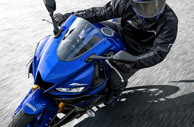 マイナーチェンジで、新生YZF-R25は大きく進化！