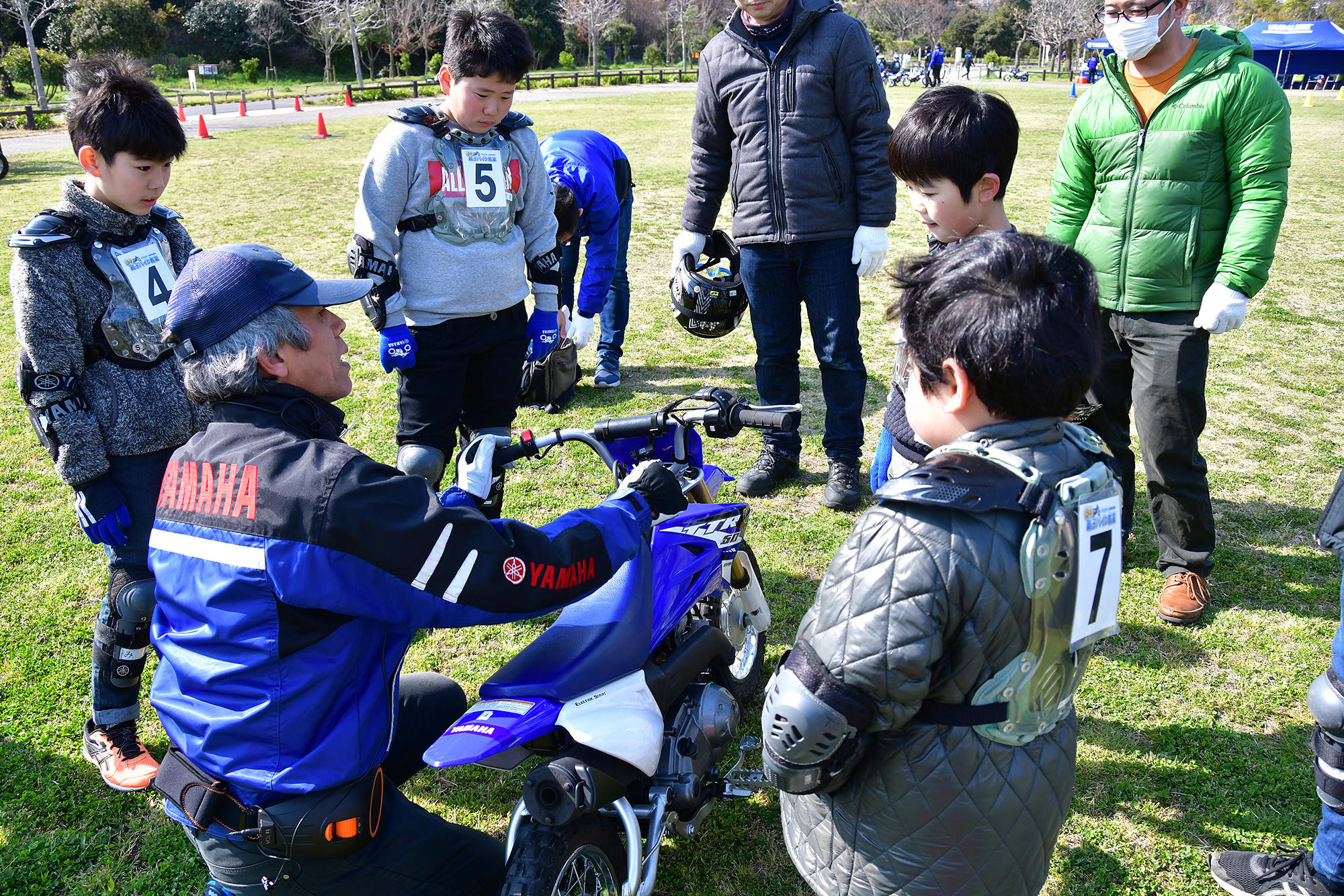 親子バイク教室は、基本の「き」から始める