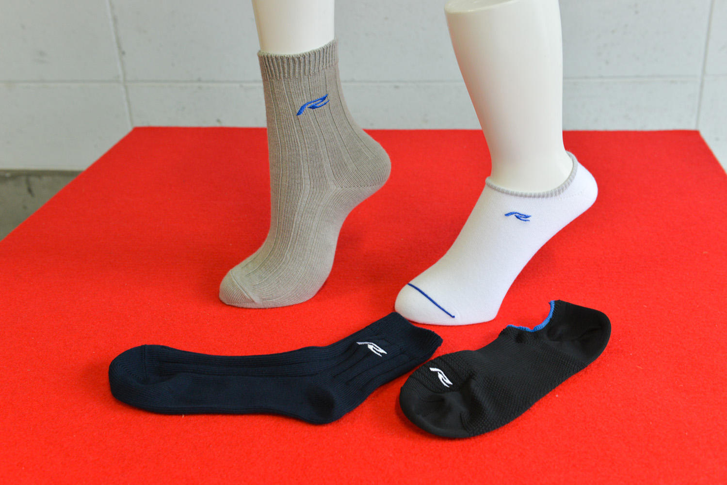事前エントリーの特典として日本を代表する靴下ブランドTabio
