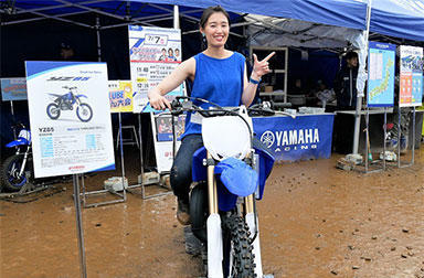 雨でも最高に楽しめちゃう！モトクロスレースってこんなに楽しいの？！