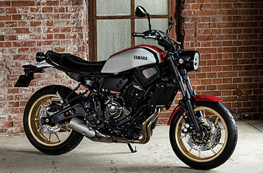 オーセンティックなニューカラー2020年モデル「XSR700」