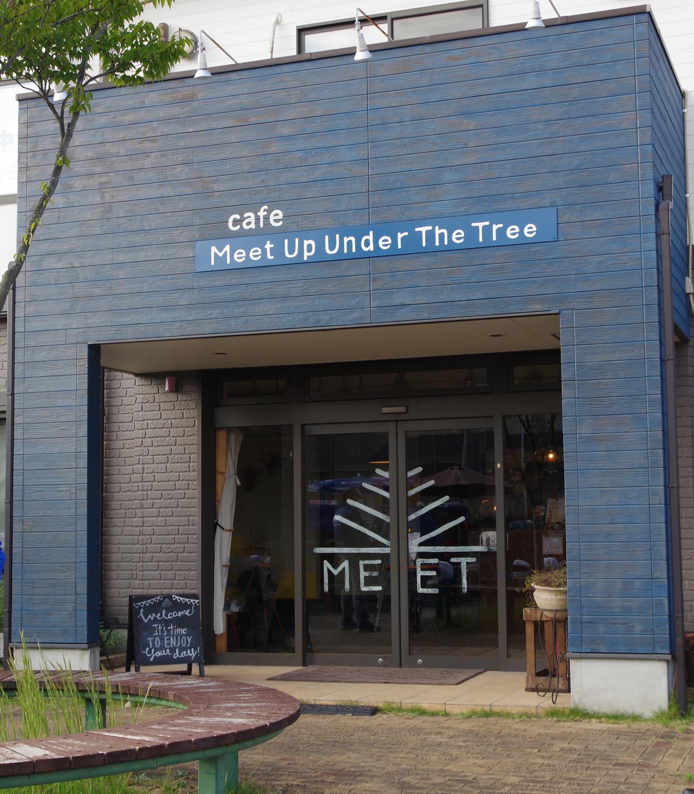 ツーリングの目的地のカフェMeet Up Under The Treeさんに到着しました！