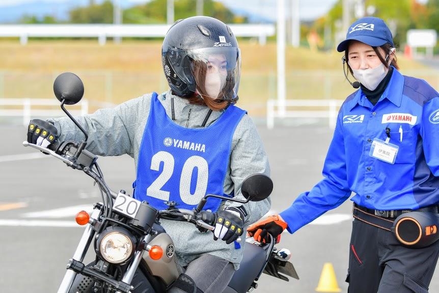 低速バランス走行とUターンの練習