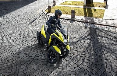 トリシティ125に鮮やかなイエローが追加　2021年モデル紹介