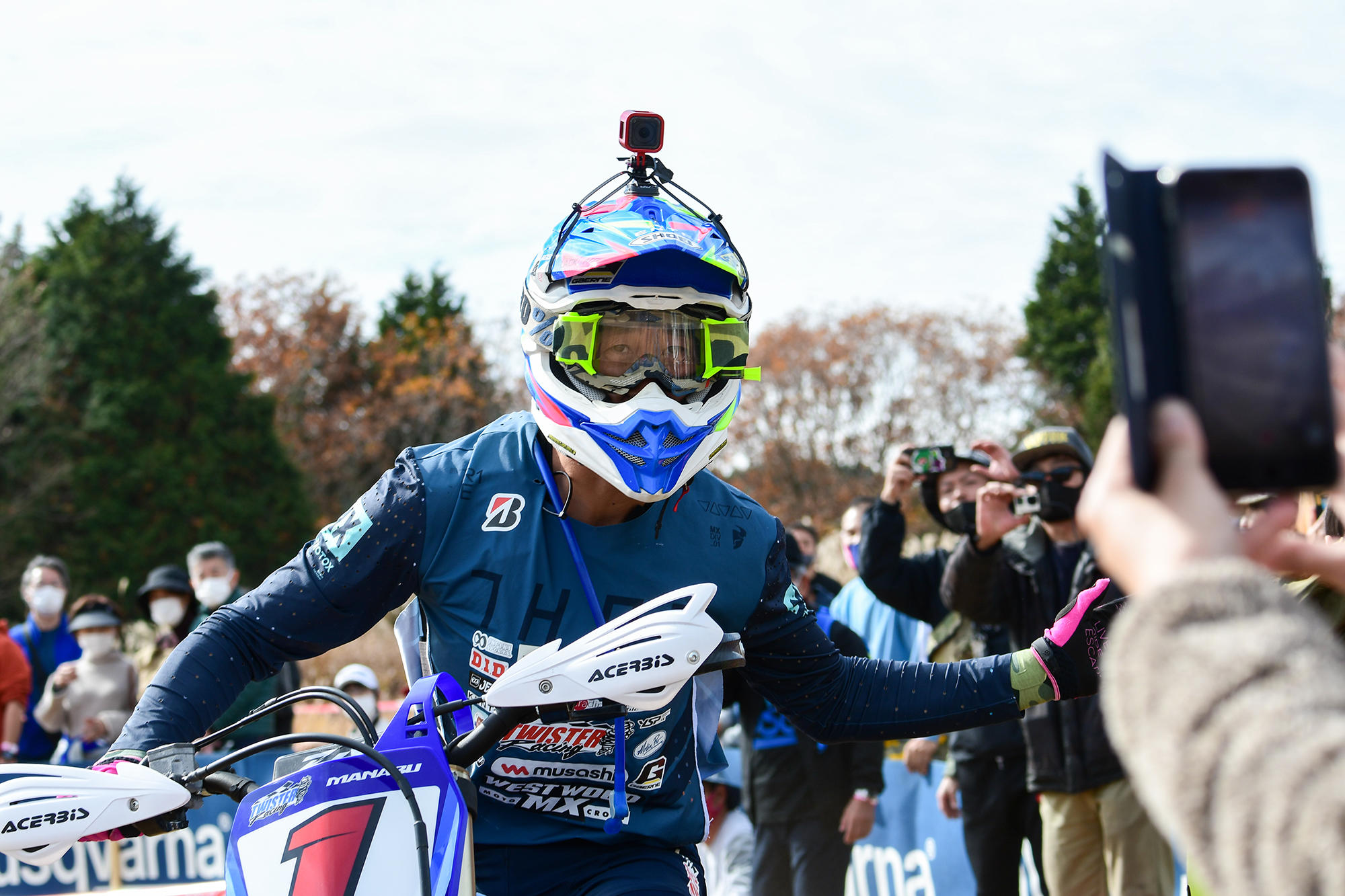 またライダーとの距離も近く