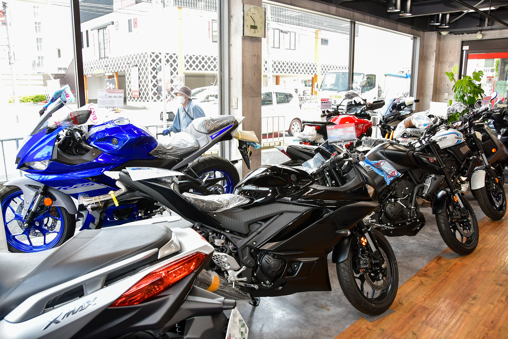 そしてYZF-R25と旬なモデルで賑わっています。