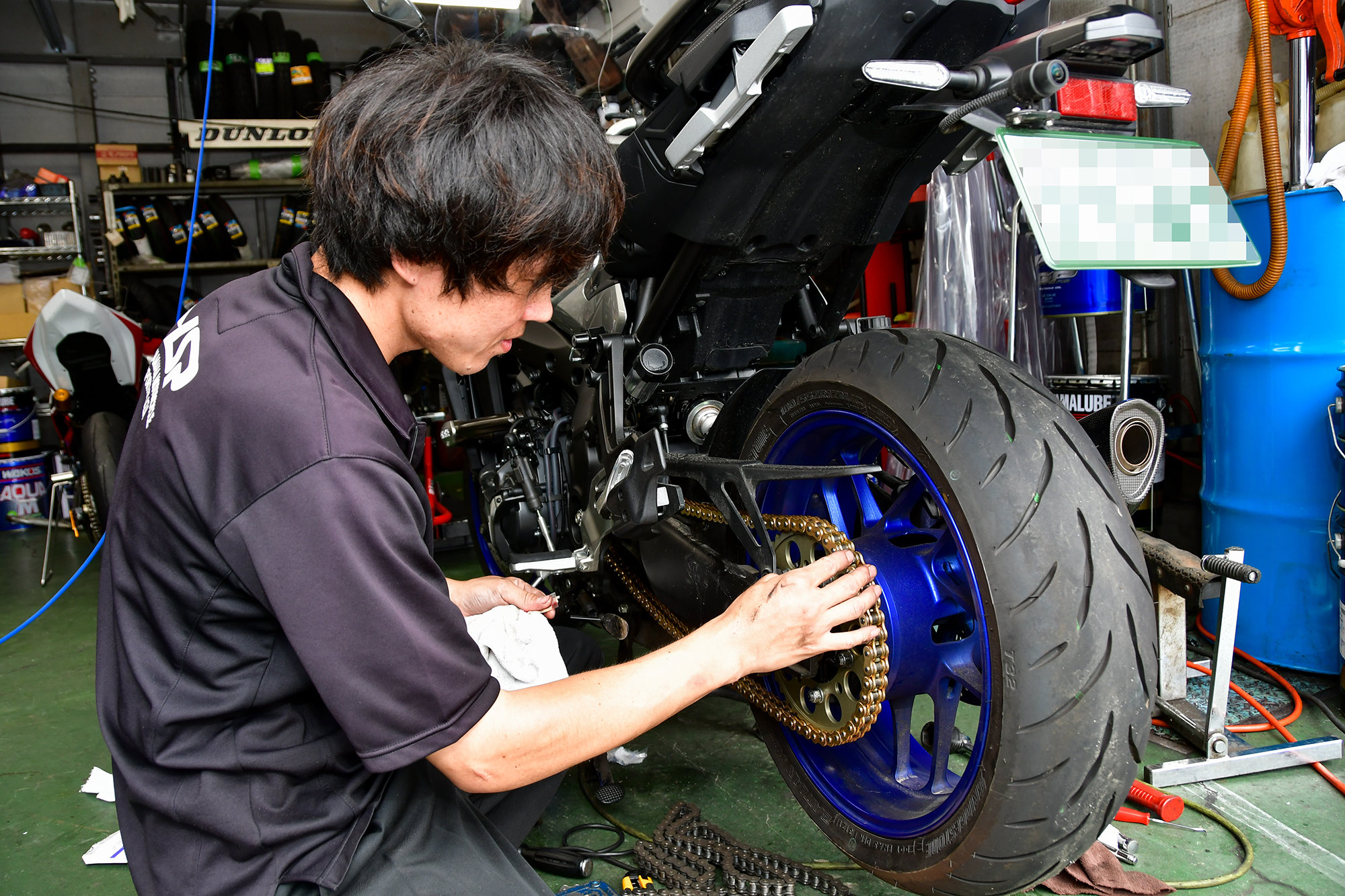 筑波や茂木のサーキットを利用することが多いことから、レース現場での腕を見込んで、栃木や茨城からレースマシンのメンテナンスに来店されるお客さまも多いとのこと。