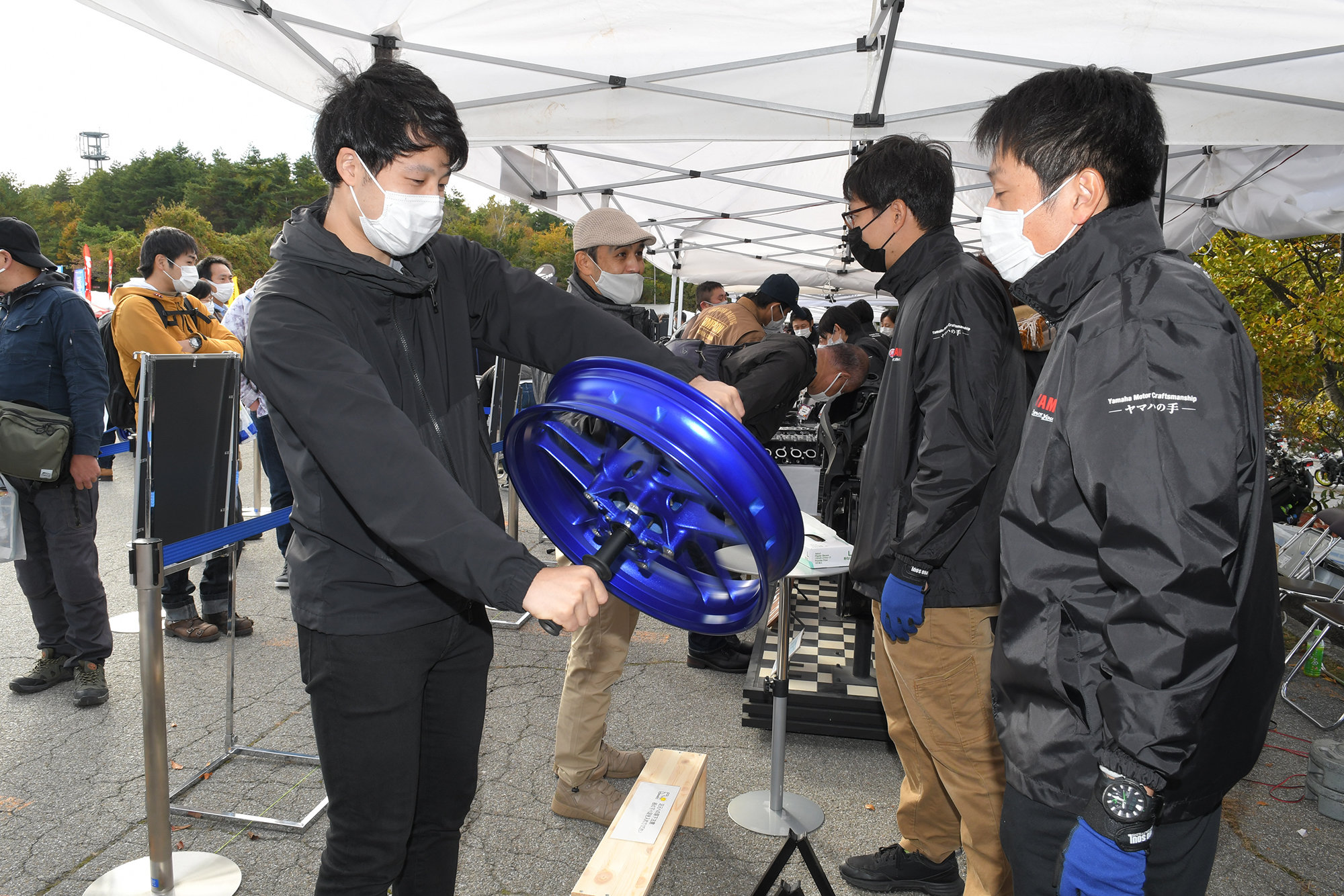 ヤマハ発動機の製造・生産現場のみなさんが、こだわってつくり上げたパーツの展示