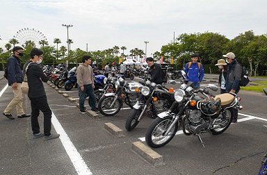 会場で出会って、車両を並べてSR談義