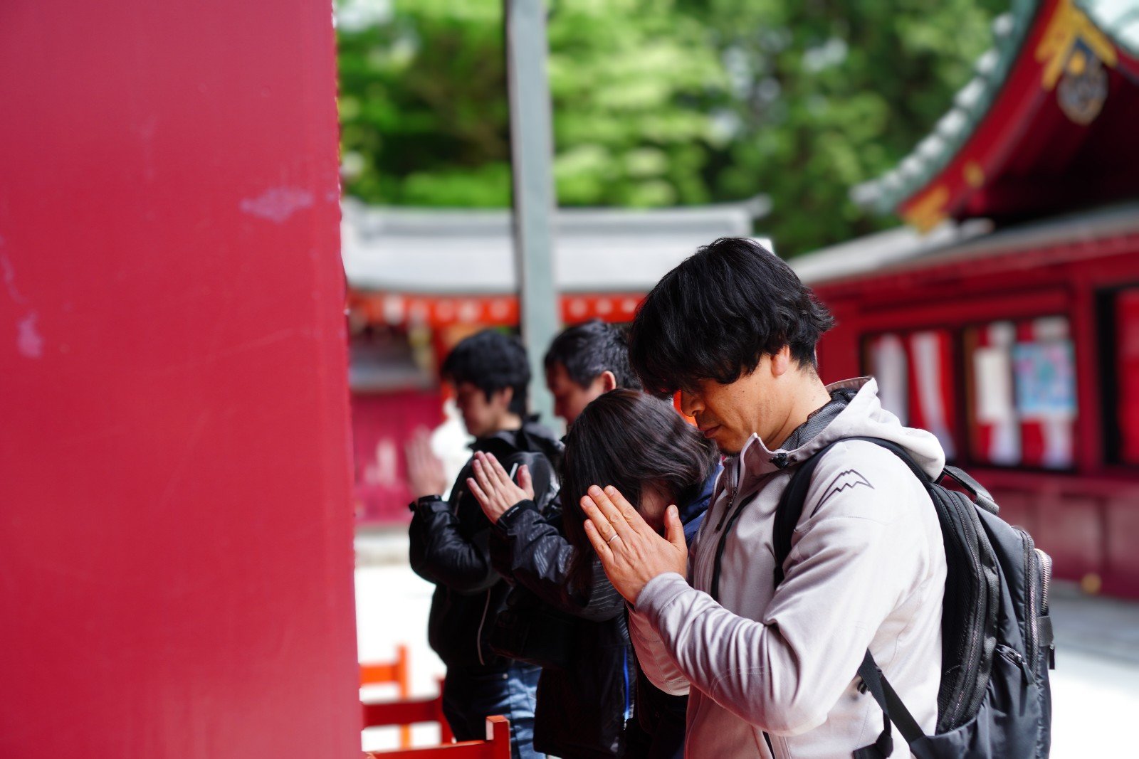 事故なく無事にツーリングできることをみんなでお祈りして神社を後にします